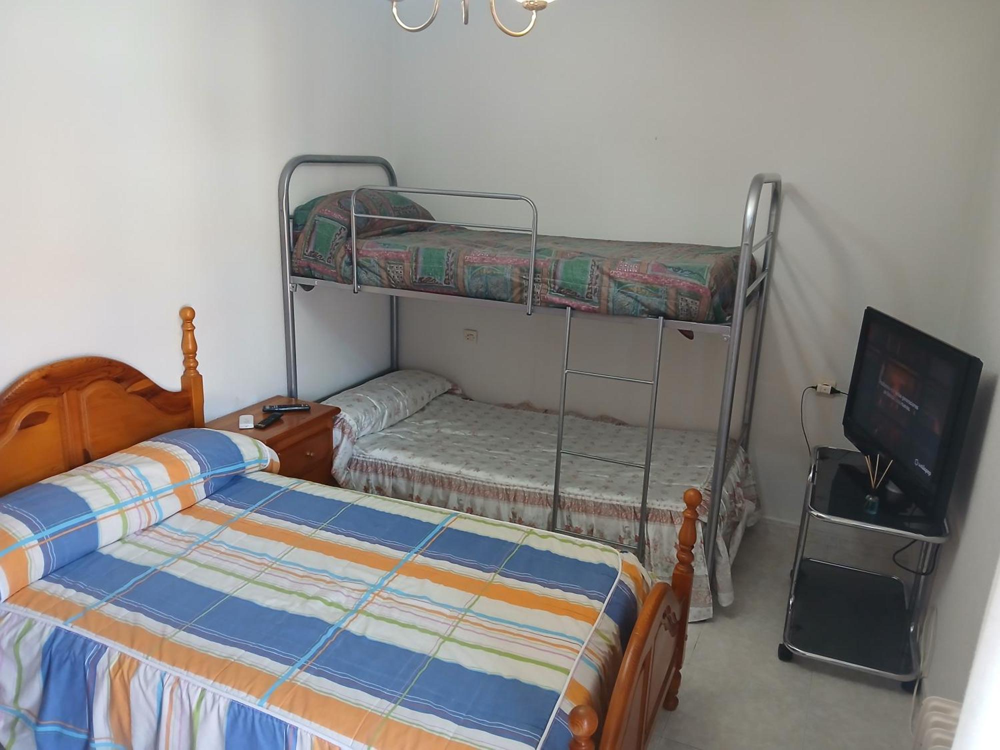 Habitacion Privada Triple توليدو المظهر الخارجي الصورة