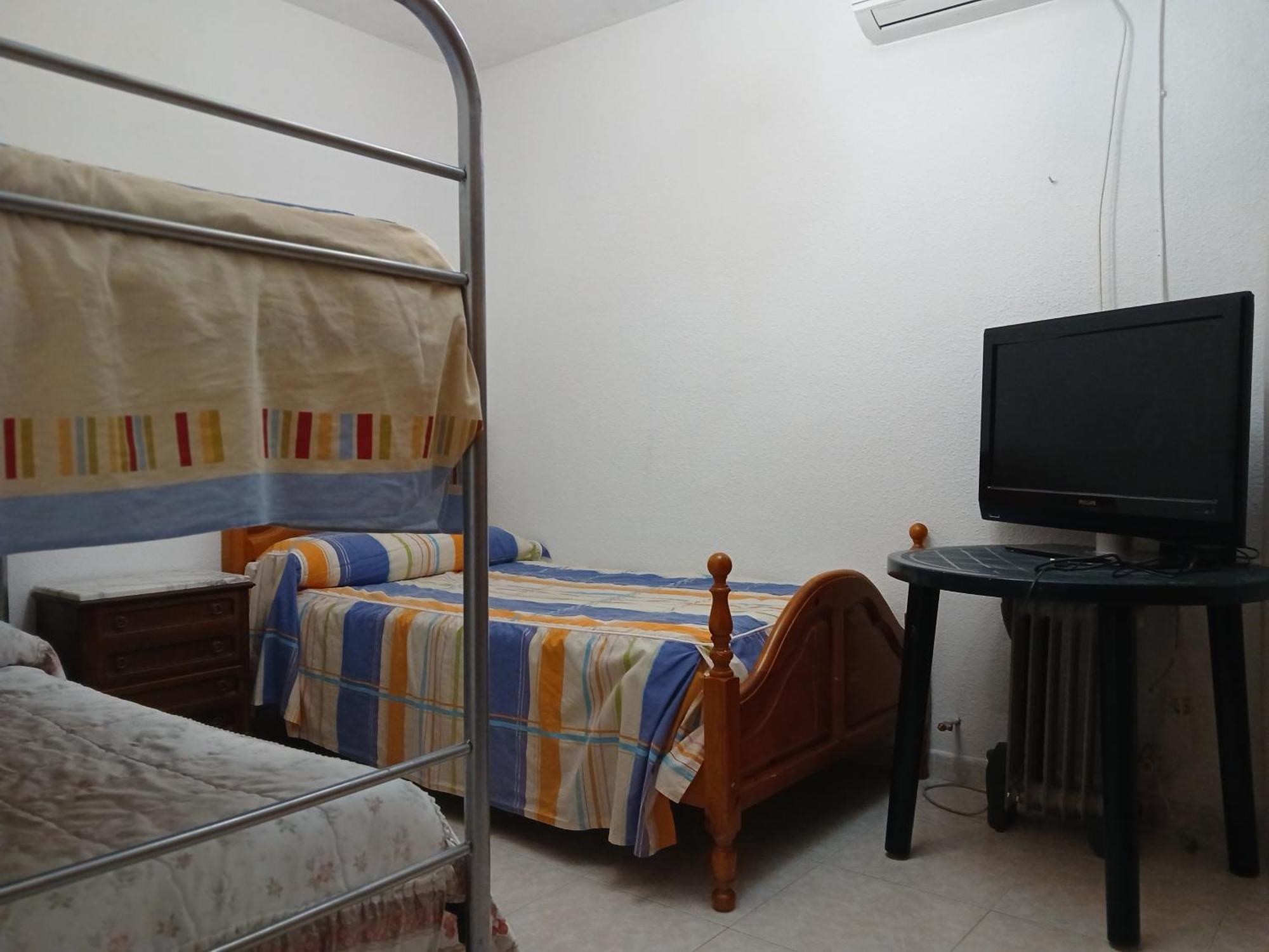 Habitacion Privada Triple توليدو المظهر الخارجي الصورة