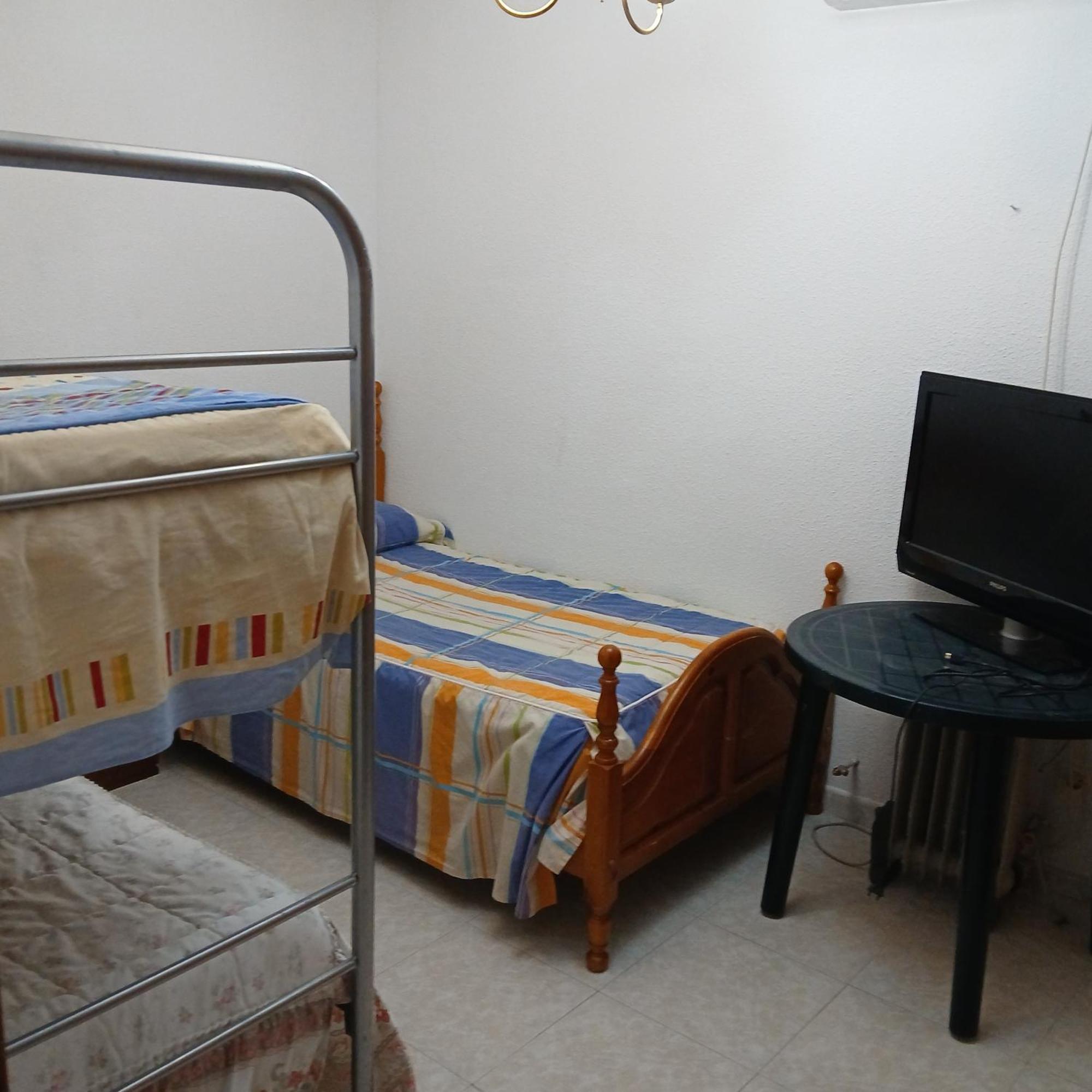 Habitacion Privada Triple توليدو المظهر الخارجي الصورة